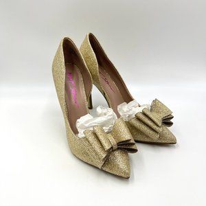 Betsey Johnson Womens Prince Gold Bow Point Toe Stiletto Dress Heels Pumps Shoes